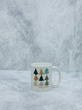 Load image into Gallery viewer, 4 piece 11 oz Christmas Mug set